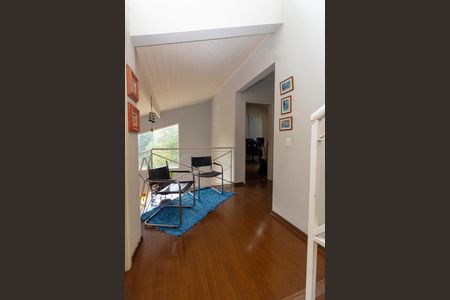 Casa de condomínio à venda com 288m², 4 quartos e 3 vagasCorredor - Quartos