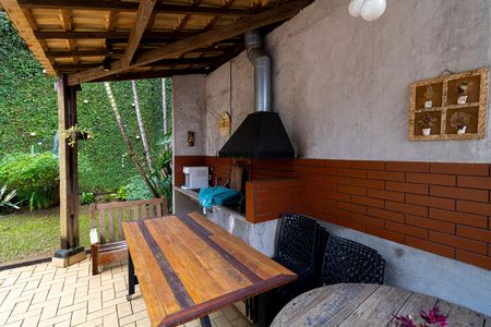 Casa de condomínio à venda com 288m², 4 quartos e 3 vagasQuintal Gourmet