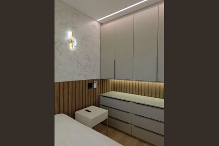 Apartamento para alugar com 123m², 3 quartos e 2 vagasBanheiro 