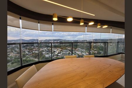 Apartamento para alugar com 123m², 3 quartos e 2 vagasVaranda