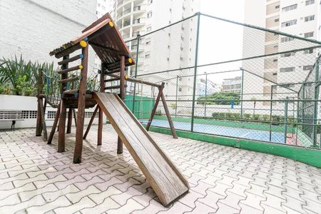 Apartamento à venda com 90m², 3 quartos e 2 vagasÁrea comum - Playground