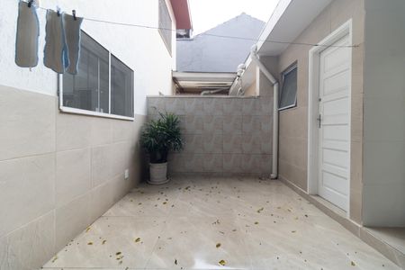 Casa à venda com 179m², 3 quartos e 2 vagas Casa à venda com 179m², 3 quartos e 2 vagasQuintal