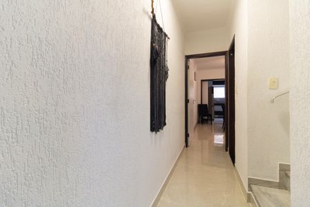 Casa à venda com 179m², 3 quartos e 2 vagas Casa à venda com 179m², 3 quartos e 2 vagasCorredor