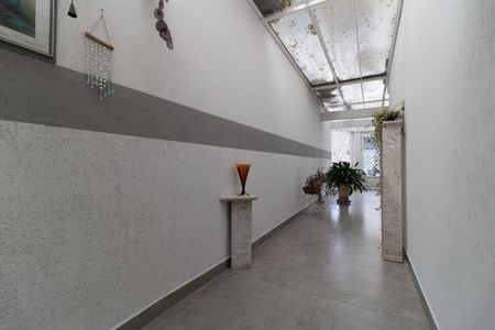 Casa à venda com 179m², 3 quartos e 2 vagas Casa à venda com 179m², 3 quartos e 2 vagasEntrada