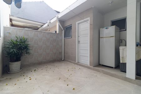 Casa à venda com 179m², 3 quartos e 2 vagas Casa à venda com 179m², 3 quartos e 2 vagasQuintal