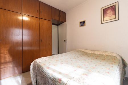 Casa à venda com 179m², 3 quartos e 2 vagas Casa à venda com 179m², 3 quartos e 2 vagasQuarto 2