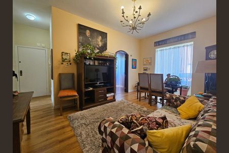 Apartamento para alugar com 98m², 3 quartos e 1 vaga Apartamento para alugar com 98m², 3 quartos e 1 vagaSala