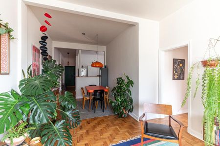 Apartamento à venda com 94m², 2 quartos e sem vaga Apartamento à venda com 94m², 2 quartos e sem vagaSala