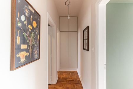 Apartamento à venda com 94m², 2 quartos e sem vaga Apartamento à venda com 94m², 2 quartos e sem vagaCorredor