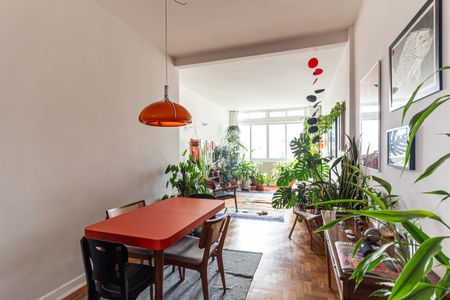 Apartamento à venda com 94m², 2 quartos e sem vaga Apartamento à venda com 94m², 2 quartos e sem vagaSala