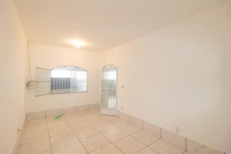 Casa de condomínio para alugar com 120m², 2 quartos e 1 vaga Casa de condomínio para alugar com 120m², 2 quartos e 1 vagaSala