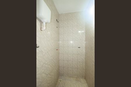 Casa de condomínio para alugar com 120m², 2 quartos e 1 vaga Casa de condomínio para alugar com 120m², 2 quartos e 1 vagaBanheiro da Suíte
