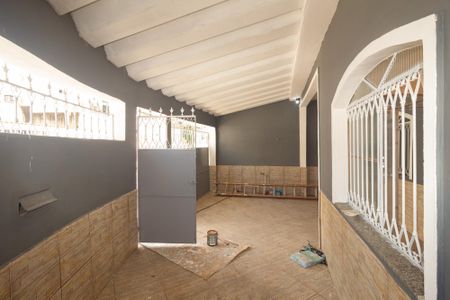 Casa de condomínio para alugar com 120m², 2 quartos e 1 vaga Casa de condomínio para alugar com 120m², 2 quartos e 1 vagaVaranda