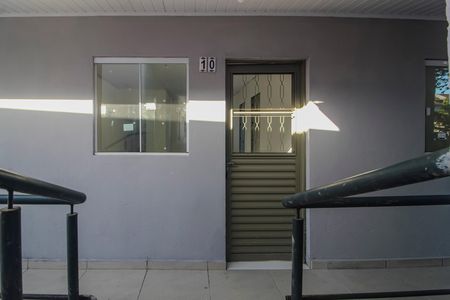 Fachada de casa para alugar com 2 quartos, 53m² em Cecília, Viamão