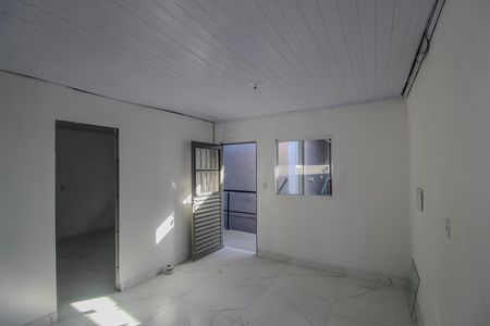 Casa para alugar com 53m², 2 quartos e 1 vaga Casa para alugar com 53m², 2 quartos e 1 vagaSala/Cozinha