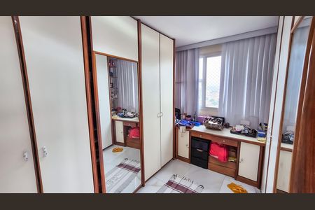 Apartamento para alugar com 660m², 4 quartos e 2 vagas Apartamento para alugar com 660m², 4 quartos e 2 vagasCloset da Suíte 2
