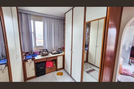 Apartamento para alugar com 660m², 4 quartos e 2 vagas Apartamento para alugar com 660m², 4 quartos e 2 vagasCloset da Suíte 2