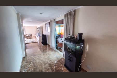Apartamento para alugar com 660m², 4 quartos e 2 vagas Apartamento para alugar com 660m², 4 quartos e 2 vagasCorredor
