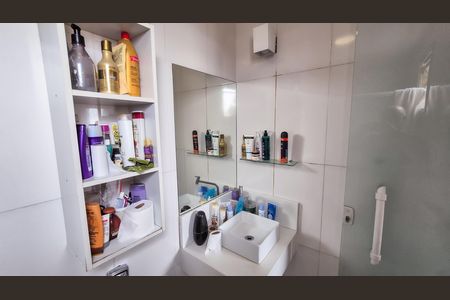 Apartamento para alugar com 660m², 4 quartos e 2 vagas Apartamento para alugar com 660m², 4 quartos e 2 vagasBanheiro da Suíte