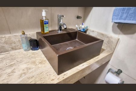 Apartamento para alugar com 660m², 4 quartos e 2 vagas Apartamento para alugar com 660m², 4 quartos e 2 vagasBanheiro Social
