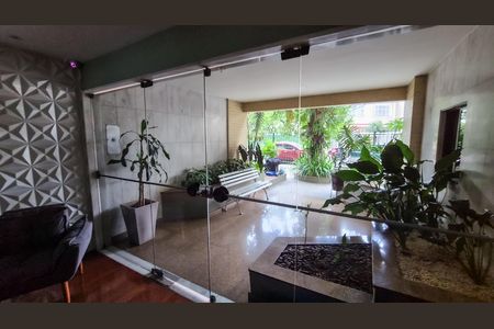 Apartamento para alugar com 660m², 4 quartos e 2 vagas Apartamento para alugar com 660m², 4 quartos e 2 vagasHall de entrada