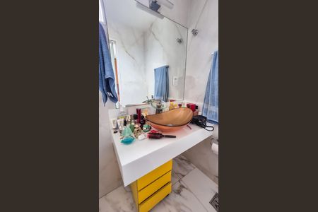 Apartamento para alugar com 660m², 4 quartos e 2 vagas Apartamento para alugar com 660m², 4 quartos e 2 vagasBanheiro da Suíte 2