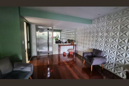 Apartamento para alugar com 660m², 4 quartos e 2 vagas Apartamento para alugar com 660m², 4 quartos e 2 vagasHall de entrada