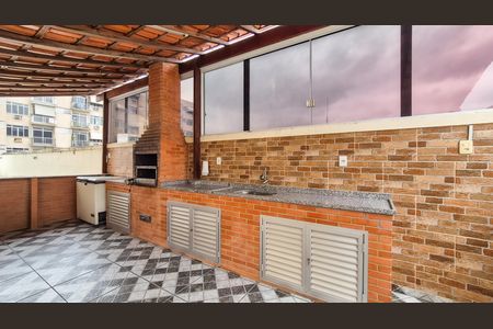 Apartamento para alugar com 660m², 4 quartos e 2 vagas Apartamento para alugar com 660m², 4 quartos e 2 vagasÁrea comum - churasqueira