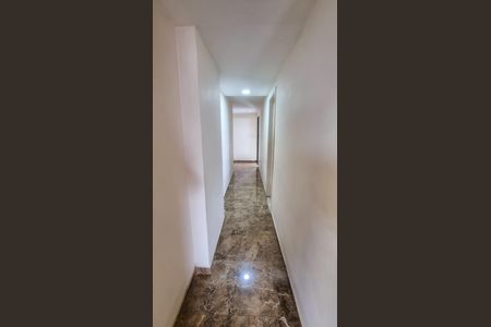 Apartamento para alugar com 660m², 4 quartos e 2 vagas Apartamento para alugar com 660m², 4 quartos e 2 vagasCorredor