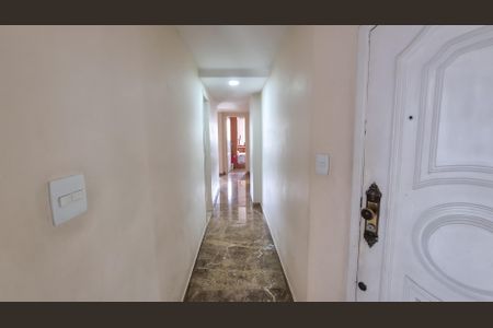 Apartamento para alugar com 660m², 4 quartos e 2 vagas Apartamento para alugar com 660m², 4 quartos e 2 vagasCorredor