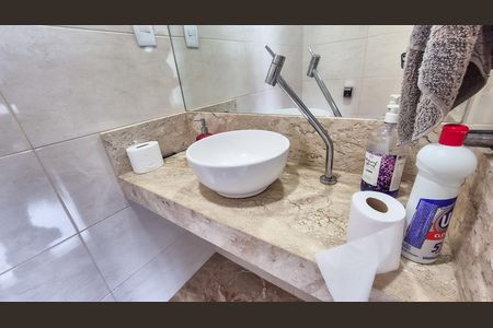 Apartamento para alugar com 660m², 4 quartos e 2 vagas Apartamento para alugar com 660m², 4 quartos e 2 vagasLavabo da Sala - 2