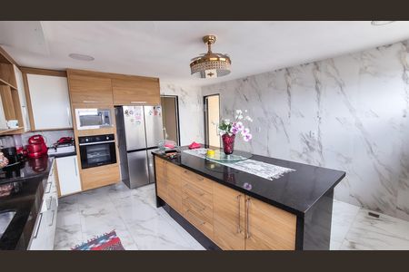Apartamento para alugar com 660m², 4 quartos e 2 vagas Apartamento para alugar com 660m², 4 quartos e 2 vagasCozinha