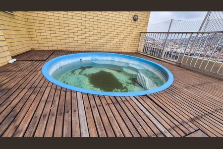 Apartamento para alugar com 660m², 4 quartos e 2 vagas Apartamento para alugar com 660m², 4 quartos e 2 vagasPiscina Banheiro externo e sauna