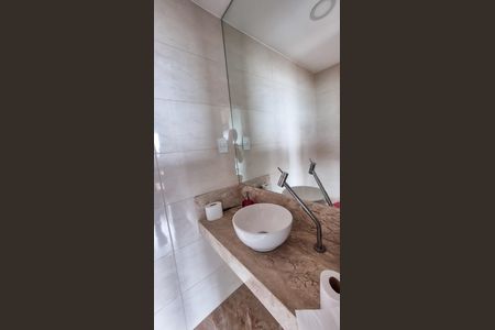 Apartamento para alugar com 660m², 4 quartos e 2 vagas Apartamento para alugar com 660m², 4 quartos e 2 vagasLavabo da Sala - 2
