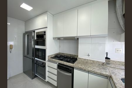 Apartamento à venda com 42m², 2 quartos e 1 vaga Apartamento à venda com 42m², 2 quartos e 1 vagaCozinha