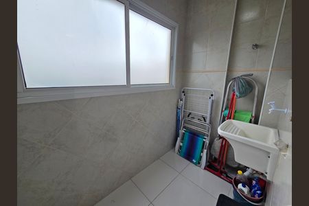 Apartamento para alugar com 77m², 2 quartos e 1 vagaÁrea de Serviço