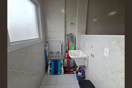 Apartamento para alugar com 77m², 2 quartos e 1 vagaÁrea de Serviço