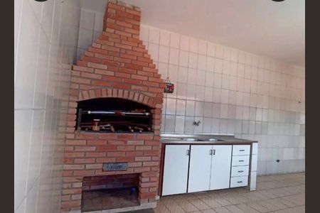 Casa de condomínio para alugar com 340m², 3 quartos e 4 vagas Casa de condomínio para alugar com 340m², 3 quartos e 4 vagasÁrea externa