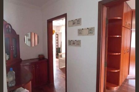 Casa de condomínio para alugar com 340m², 3 quartos e 4 vagas Casa de condomínio para alugar com 340m², 3 quartos e 4 vagasQuarto