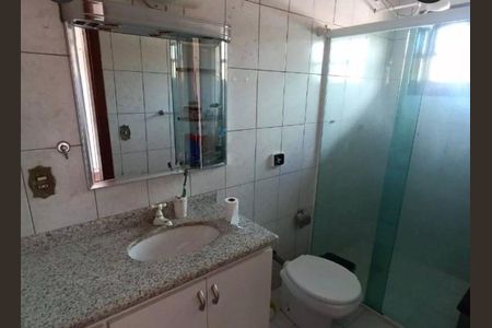 Casa de condomínio para alugar com 340m², 3 quartos e 4 vagas Casa de condomínio para alugar com 340m², 3 quartos e 4 vagasBanheiro