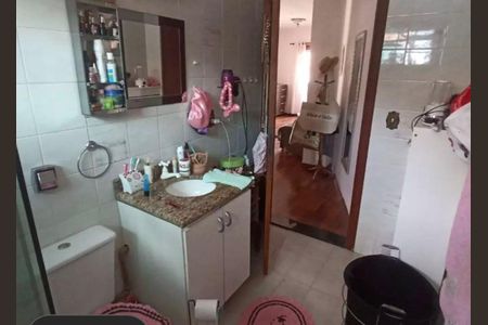 Casa de condomínio para alugar com 340m², 3 quartos e 4 vagas Casa de condomínio para alugar com 340m², 3 quartos e 4 vagasBanheiro