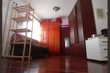 Casa de condomínio para alugar com 340m², 3 quartos e 4 vagas Casa de condomínio para alugar com 340m², 3 quartos e 4 vagasQuarto