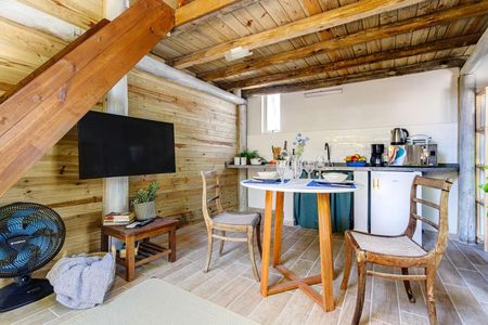 Cozinha de casa para alugar com 1 quarto, 30m² em Campeche, Florianópolis