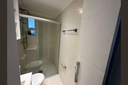Apartamento à venda com 66m², 3 quartos e 2 vagas Apartamento à venda com 66m², 3 quartos e 2 vagasBanheiro