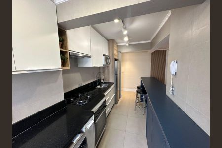 Apartamento à venda com 66m², 3 quartos e 2 vagas Apartamento à venda com 66m², 3 quartos e 2 vagasCozinha