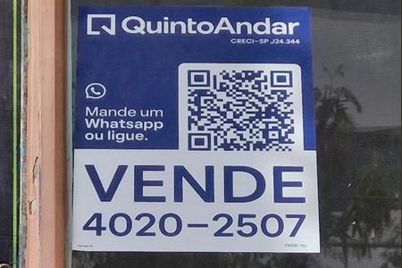 Apartamento à venda com 96m², 3 quartos e sem vaga Apartamento à venda com 96m², 3 quartos e sem vagaPlaquinha