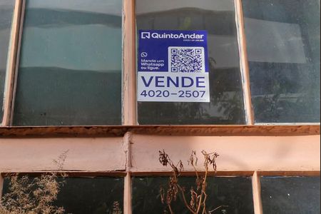 Apartamento à venda com 96m², 3 quartos e sem vaga Apartamento à venda com 96m², 3 quartos e sem vagaPlaquinha