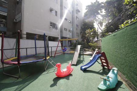 Apartamento para alugar com 82m², 3 quartos e 1 vagaÁrea comum - Playground