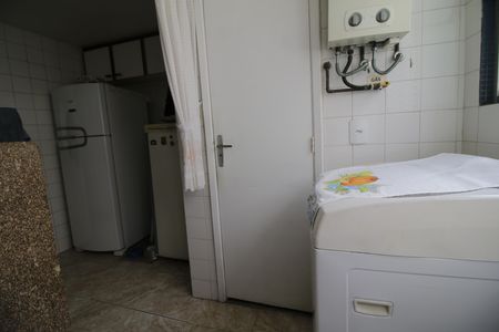 Apartamento para alugar com 82m², 3 quartos e 1 vagaÁrea de Serviço