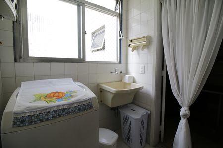 Apartamento para alugar com 82m², 3 quartos e 1 vagaÁrea de Serviço